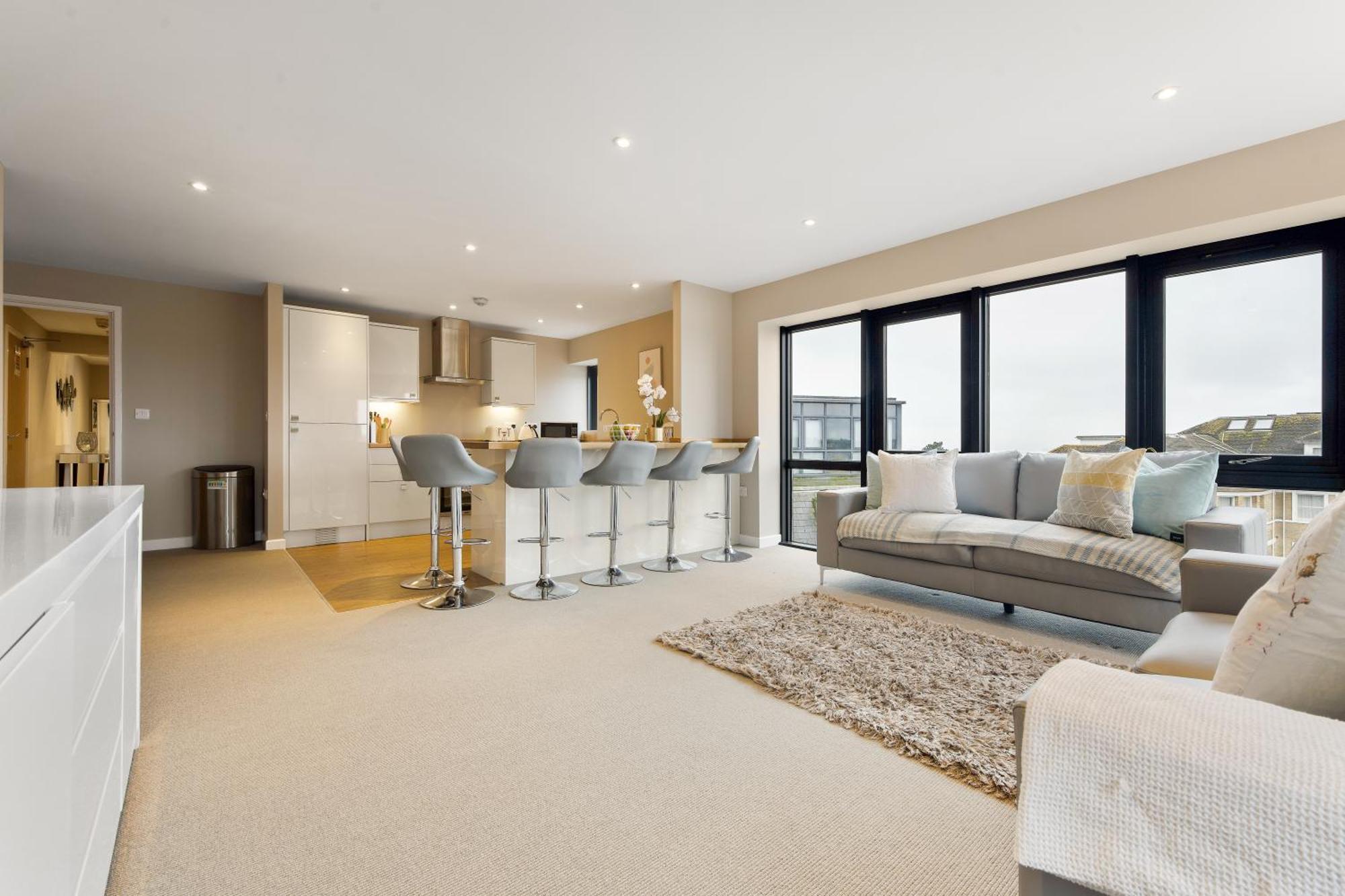 Westcliff Penthouse With Sea Views And Balcony Apartment Bournemouth Bagian luar foto